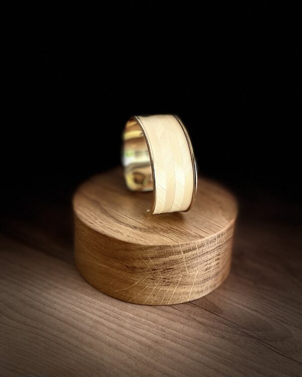Bracelet chevrons en paille naturelle – Atelier Gahia