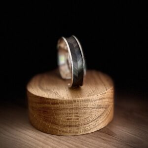 Bracelet gris chevrons en laiton argenté – Atelier Gahia